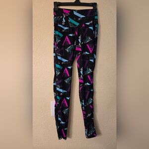 Geometric Patterned Women's Black Leggings In Size S/M